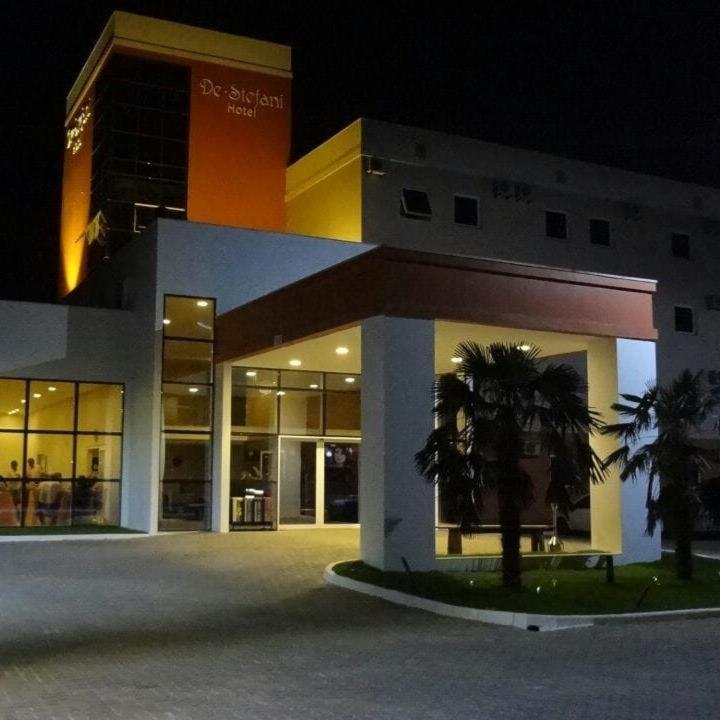 De Stefani Hotel Portão Exteriör bild